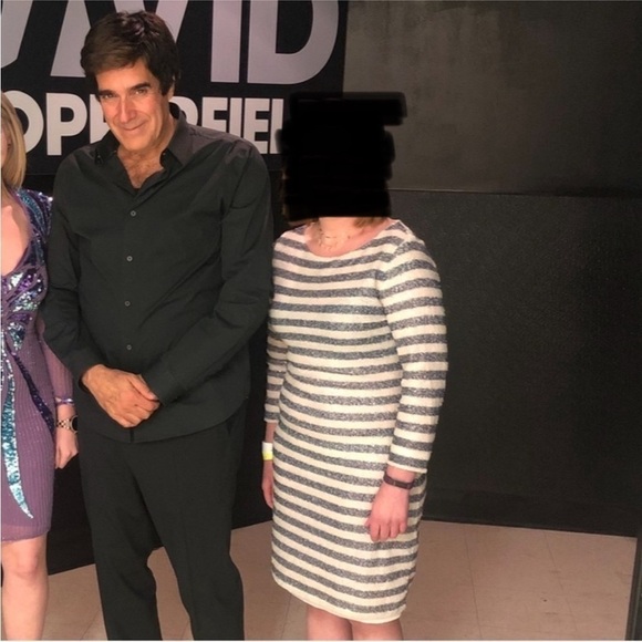 Alice + Olivia navy and white sequin dress size 10 - Picture 8 of 8